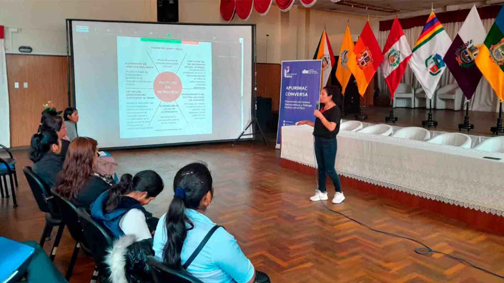 Red de Mujeres Autoridades de Apurímac: integrantes se capacitaron y dialogaron sobre sus desafíos