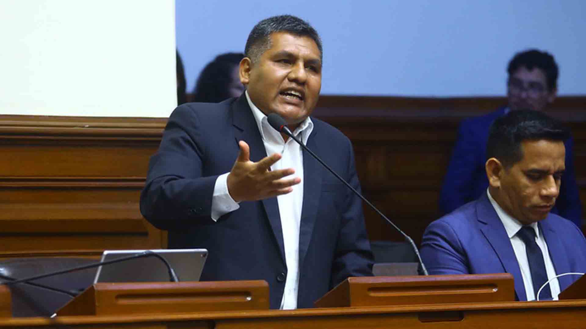 Jaime Quito: Modificación del Código Procesal Constitucional refleja el carácter dictatorial del Congreso