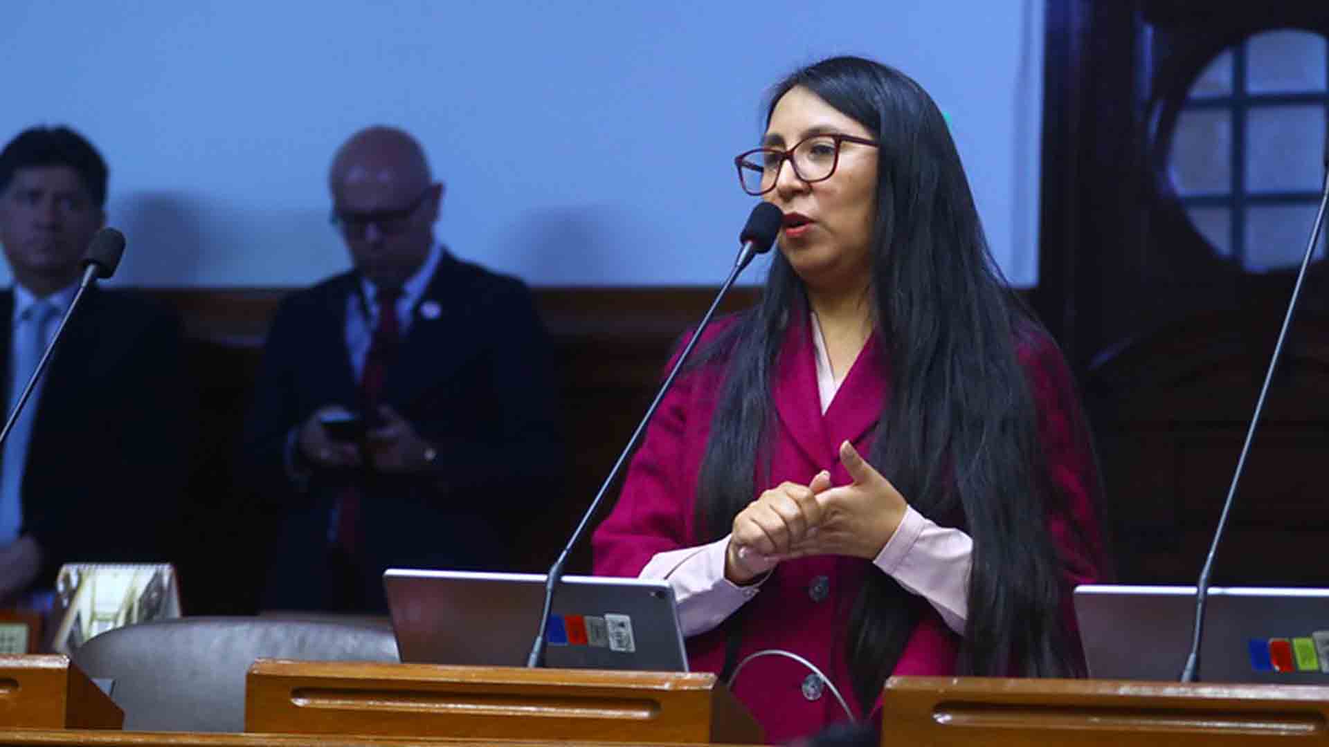 Ruth Luque: Ley 32108 es pro delincuencia y debe ser derogada