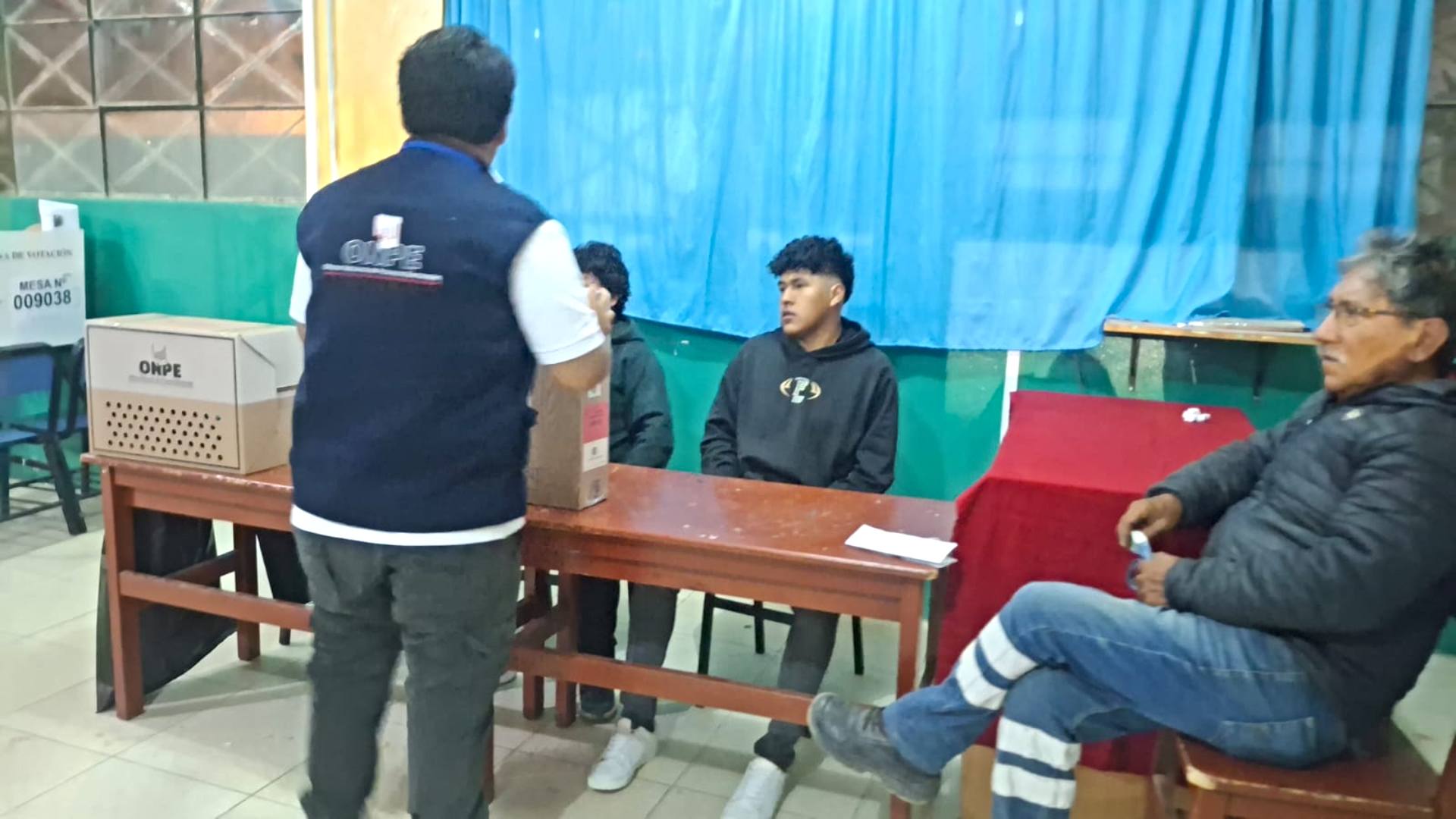 Antes de que salga el sol: Así arranca las Elecciones Generales 2026 en Arequipa